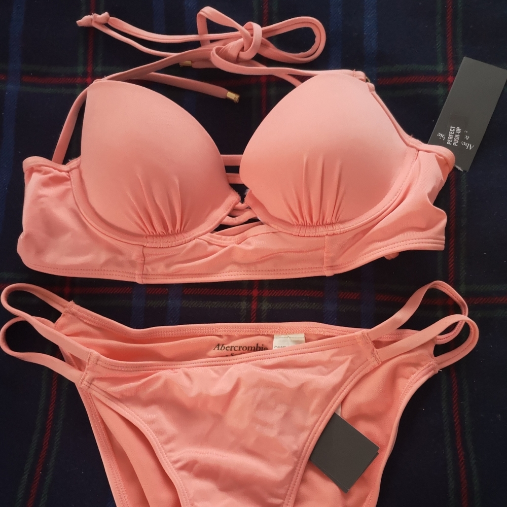 Abercrombie&Fitch